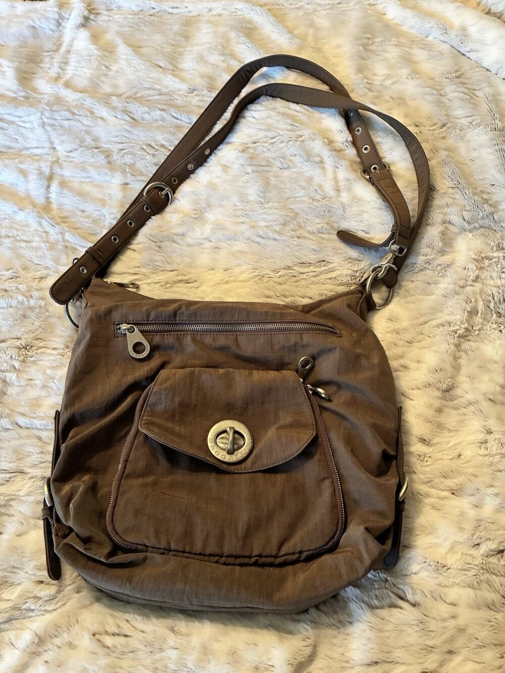 Baggallini Crossbody Hobo Bag Taupe Brown Nylon RFID Pockets Adjustable Strap